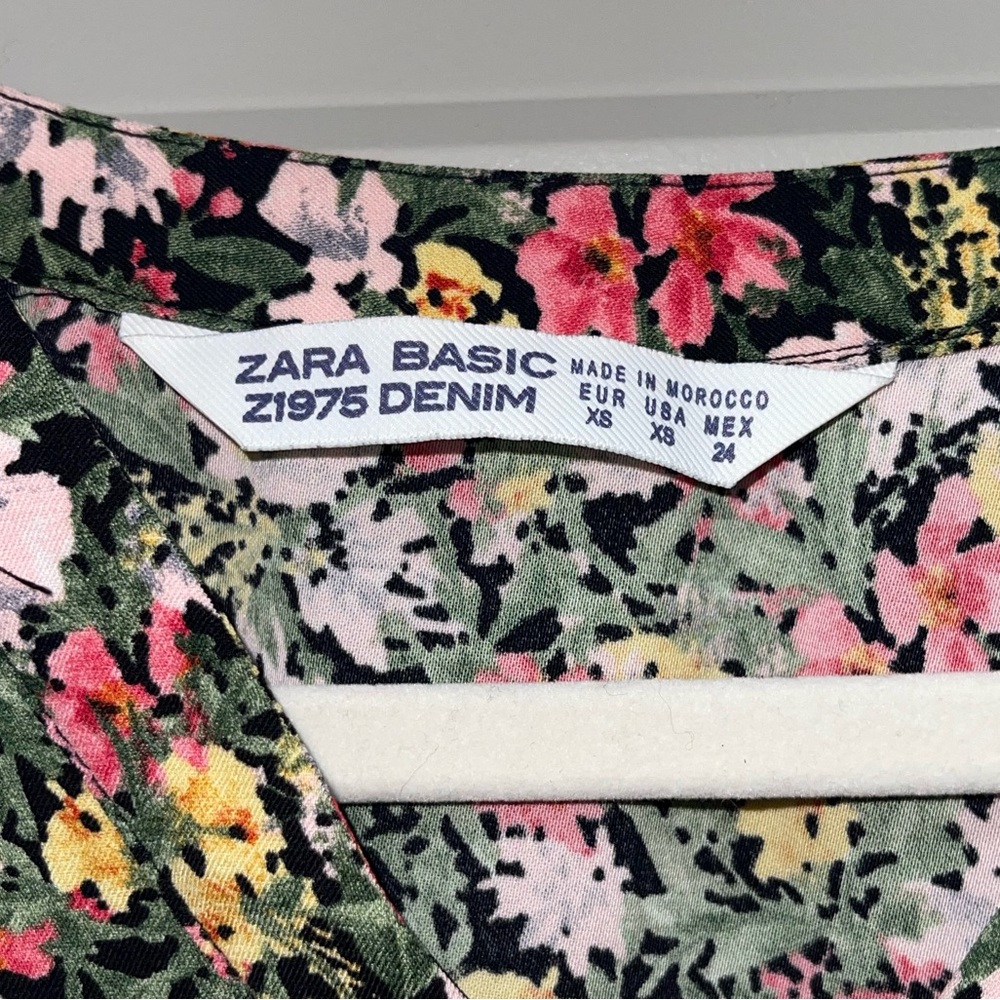 Zara Multicolor Floral Top - Picture 3 of 5